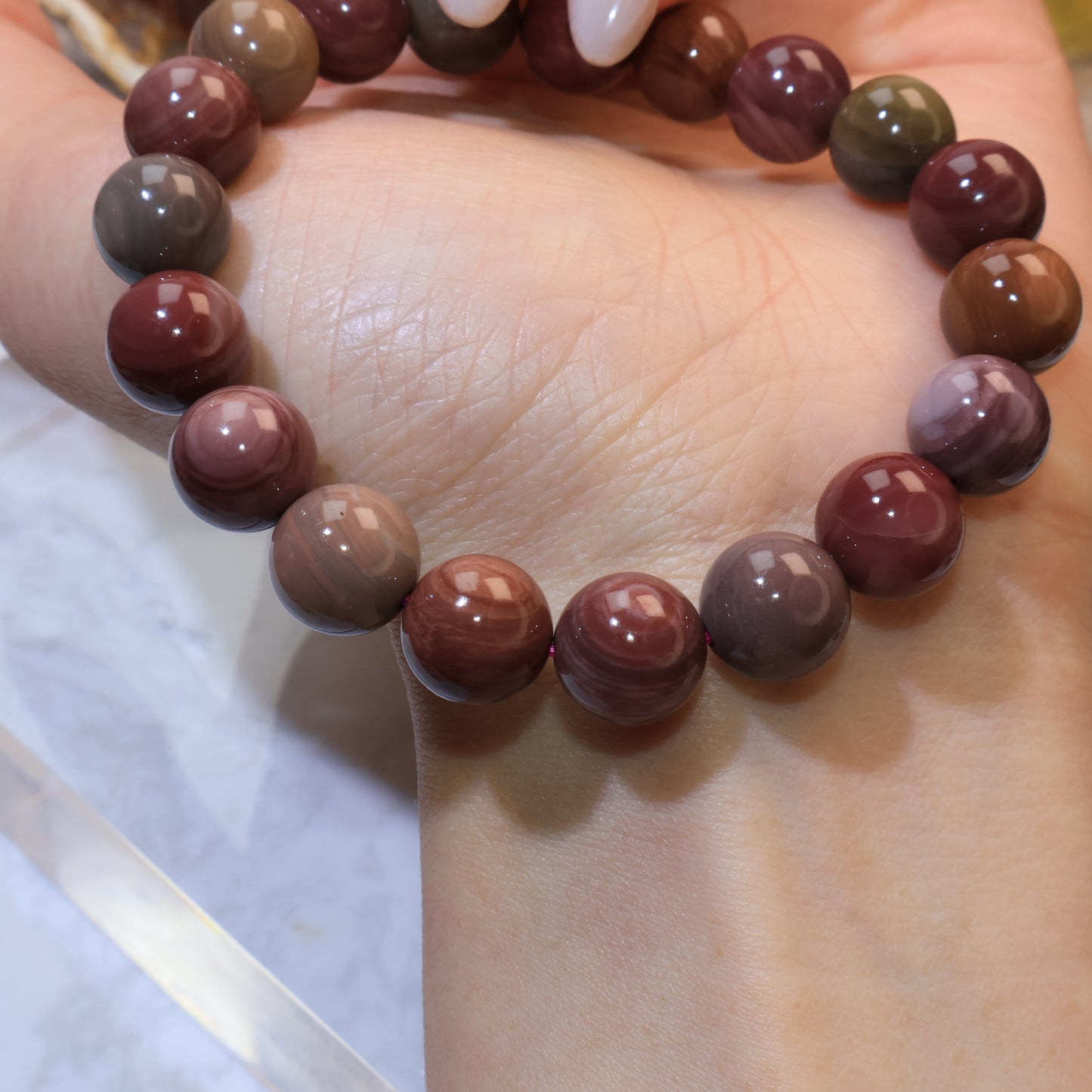 Mookaite Jasper Bracelet 阿拉善手串 – 10mm(China 中國)