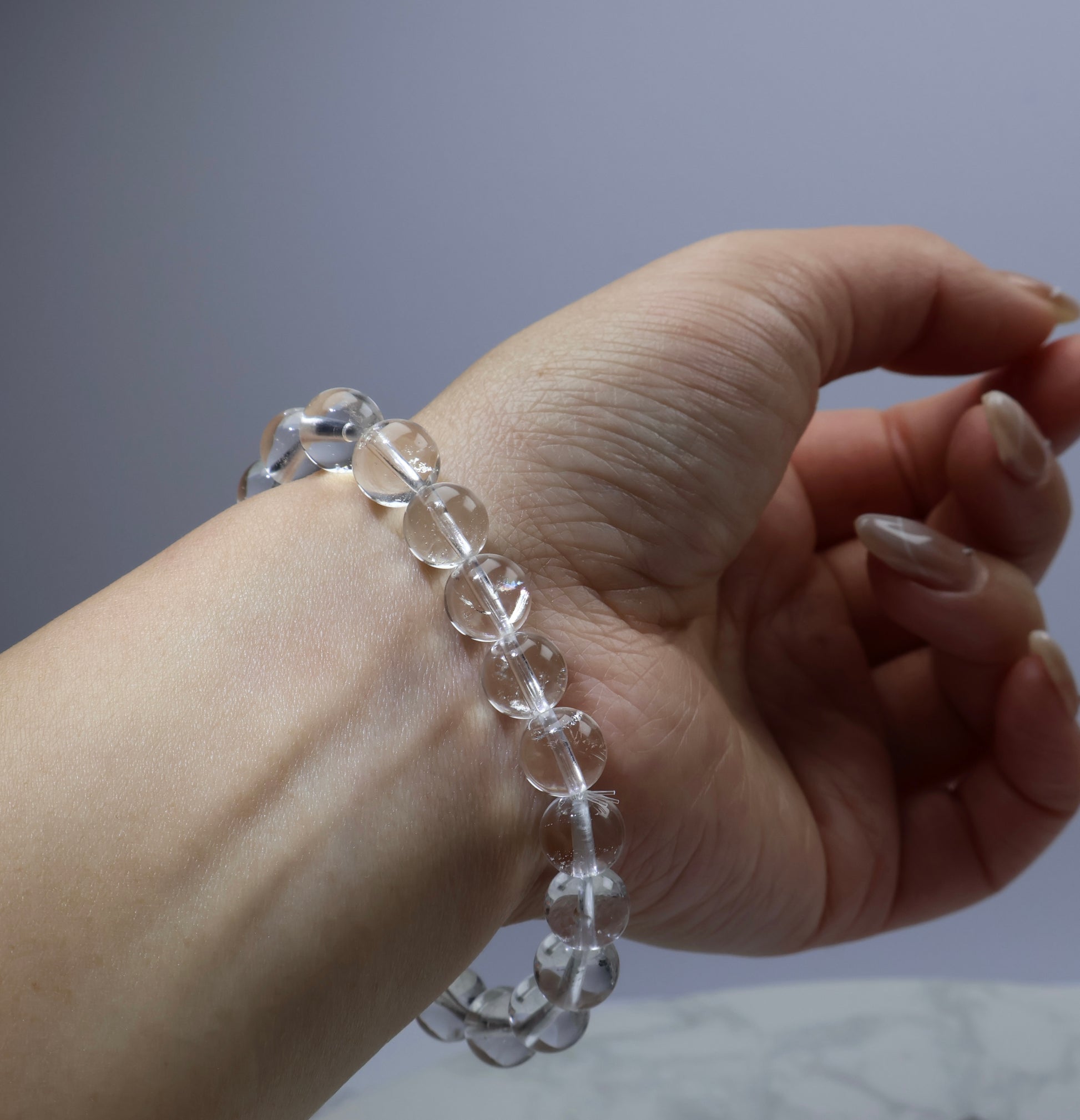 Worn on wrist – clean and simple quartz bracelet for daily use