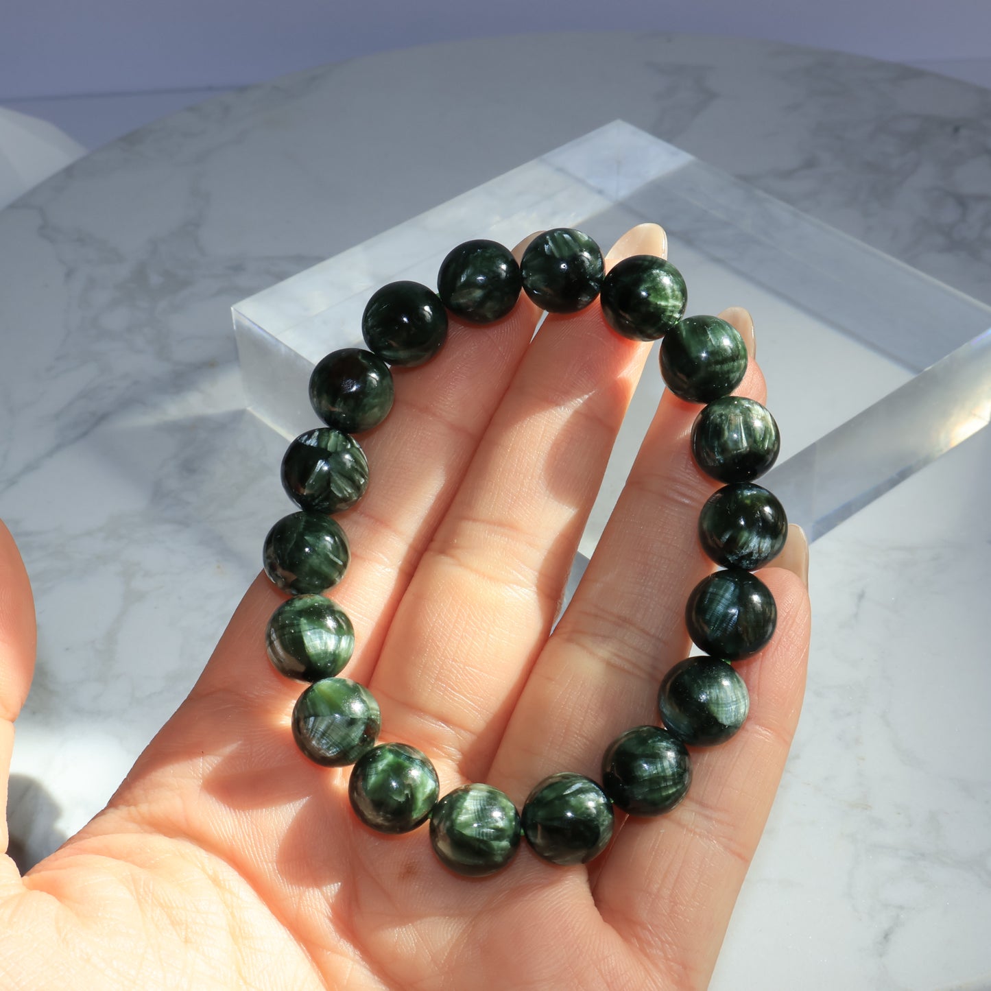 Radiant Forest Seraphinite Bracelet 森靈綠龍晶手串 – 10mm(Russia 俄羅斯)