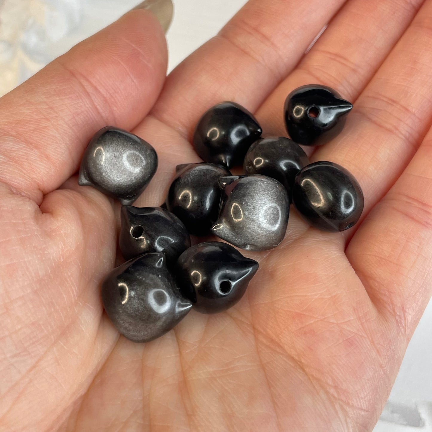 🐾 Silver Obsidian Cat Beads – 13mm (Set of 10)