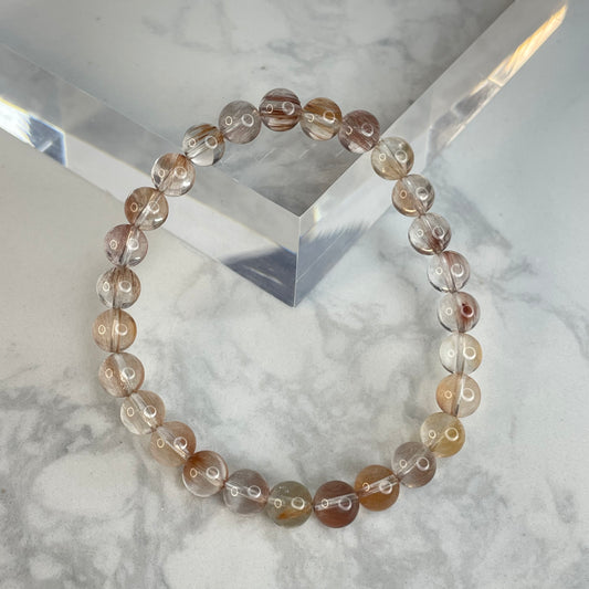 Rainbow Rutile Quartz Bracelet – 6mm | 彩兔毛水晶手串・清冷漸變感