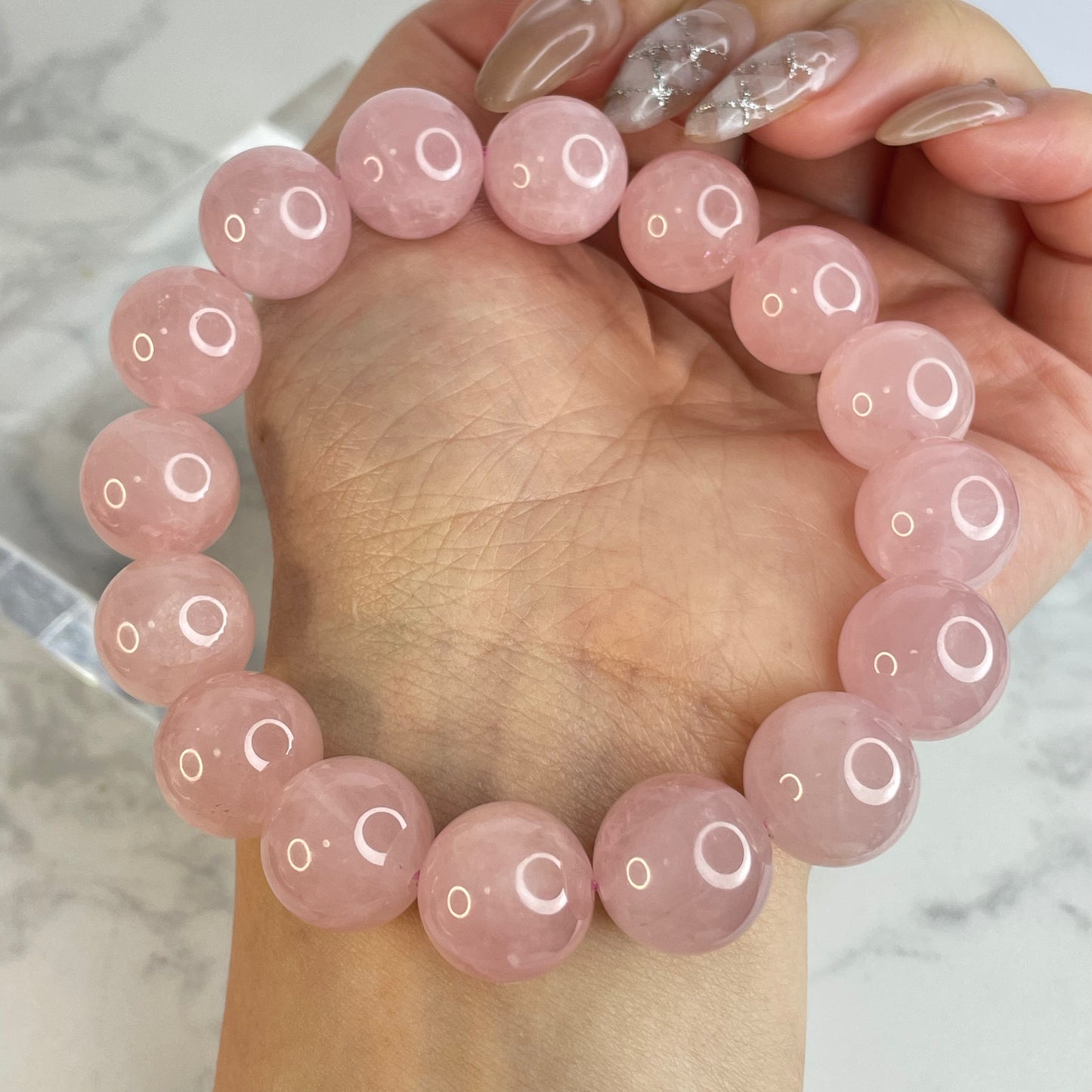 Rose Quartz 粉晶手串 – 14mm(原產地:馬達加斯加)