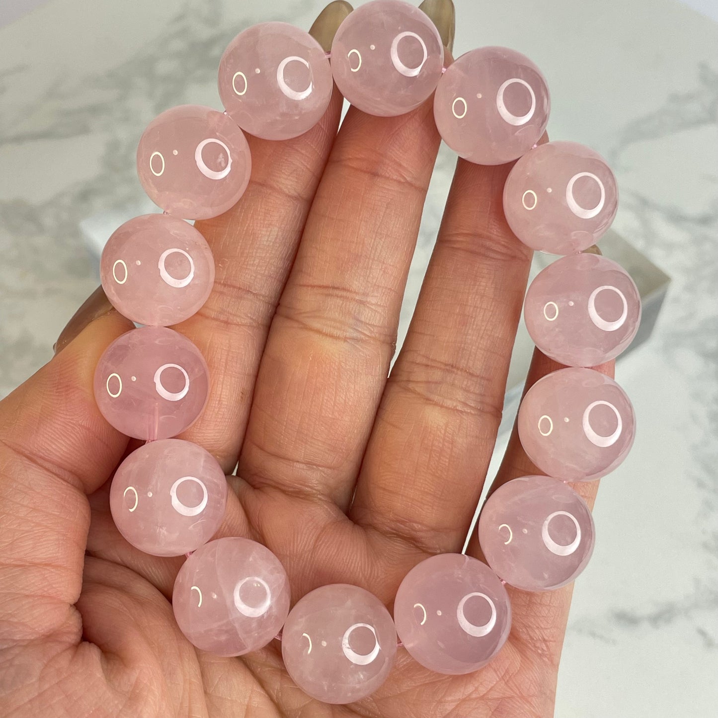 Rose Quartz 馬粉晶手串 – 15mm(原產地:馬達加斯加)
