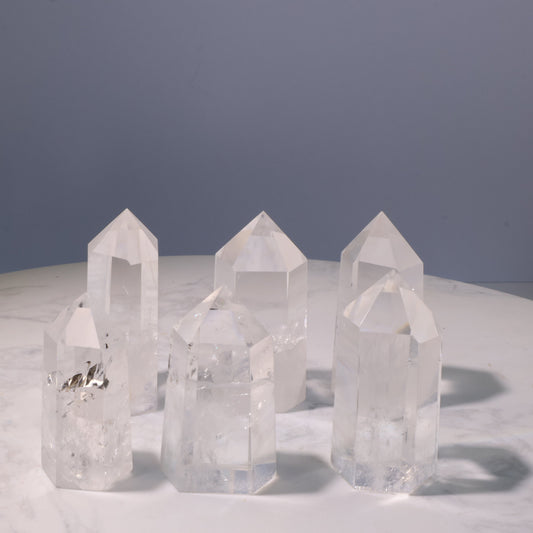 Clear Quartz Crystal Towers – Master Healer Stone for Energy Amplification, Clarity, and Emotional Balance 白水晶水晶柱｜能量放大器，被譽為「療癒之王」，增強能量、提升清晰度與情緒平衡