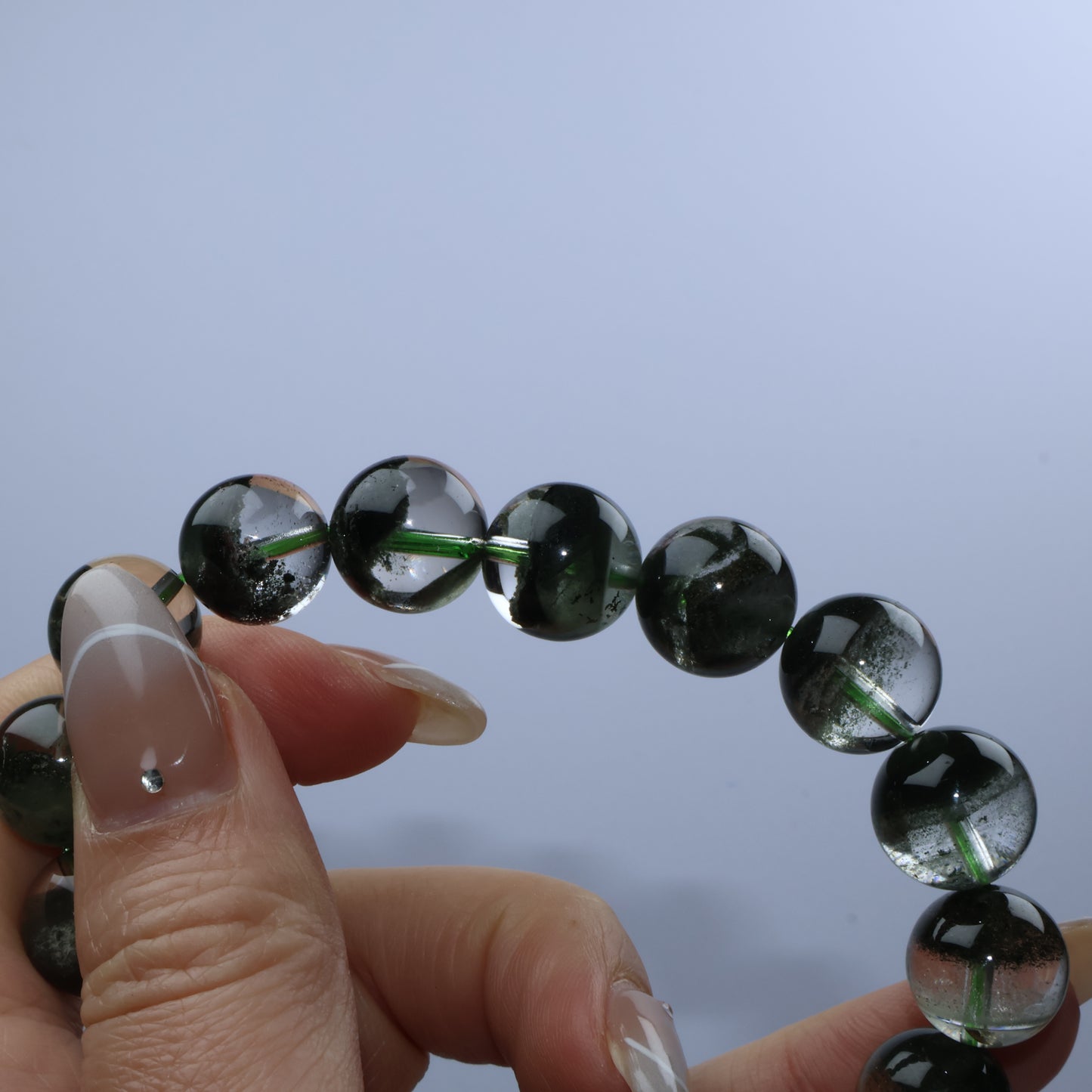Verdant Path Green Phantom Quartz Bracelet 蒼翠之徑綠幽靈手串 – 12 mm（Brazil 巴西）