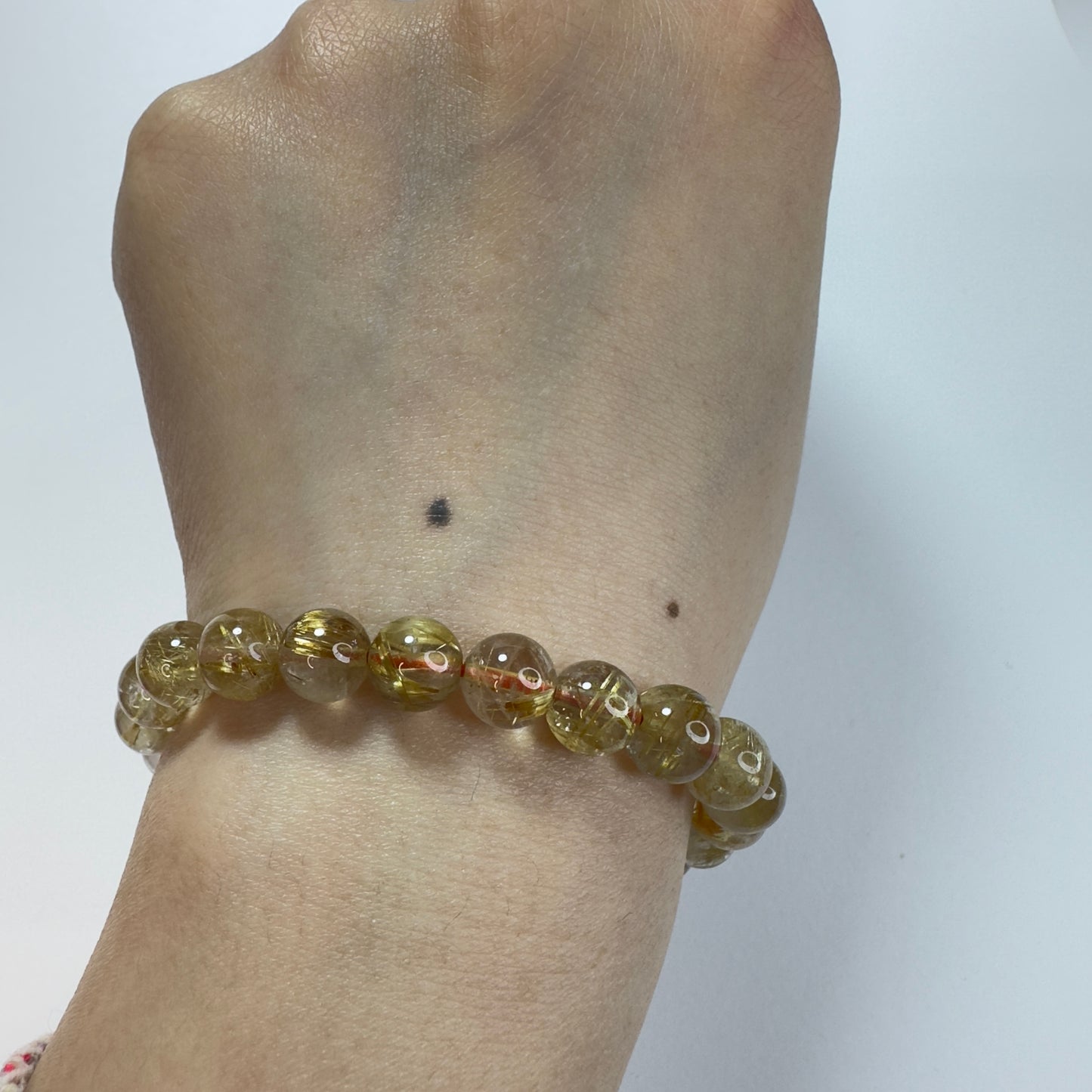 “Celestial Wires” Premium Titanium Rutilated Quartz Bracelet
「星耀金絲」頂級鈦金髮晶手串 – 8mm（Brazil 巴西）