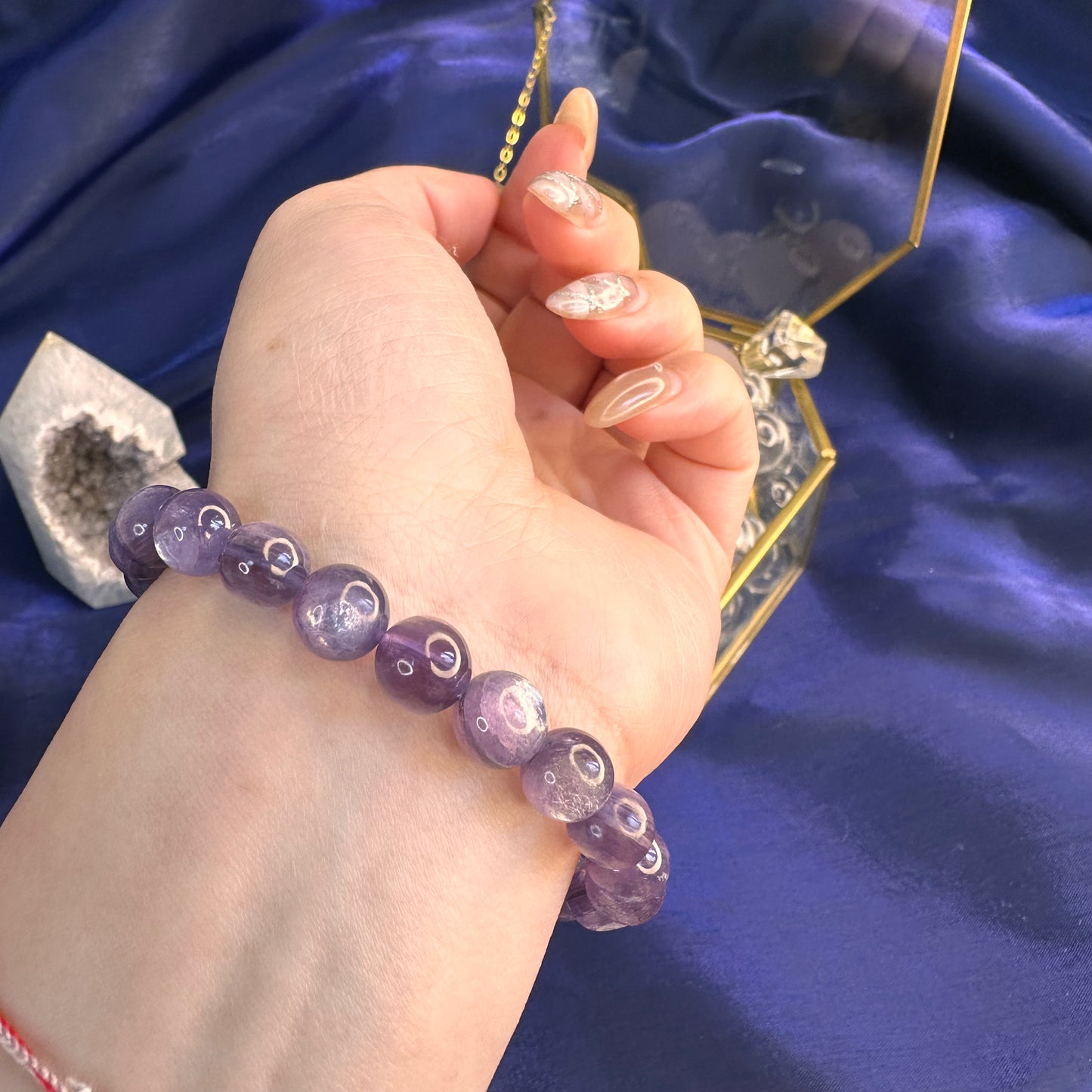Natural Lepidolite Bracelet – 8mm Calming Purple Mica Crystal for Emotional Balance