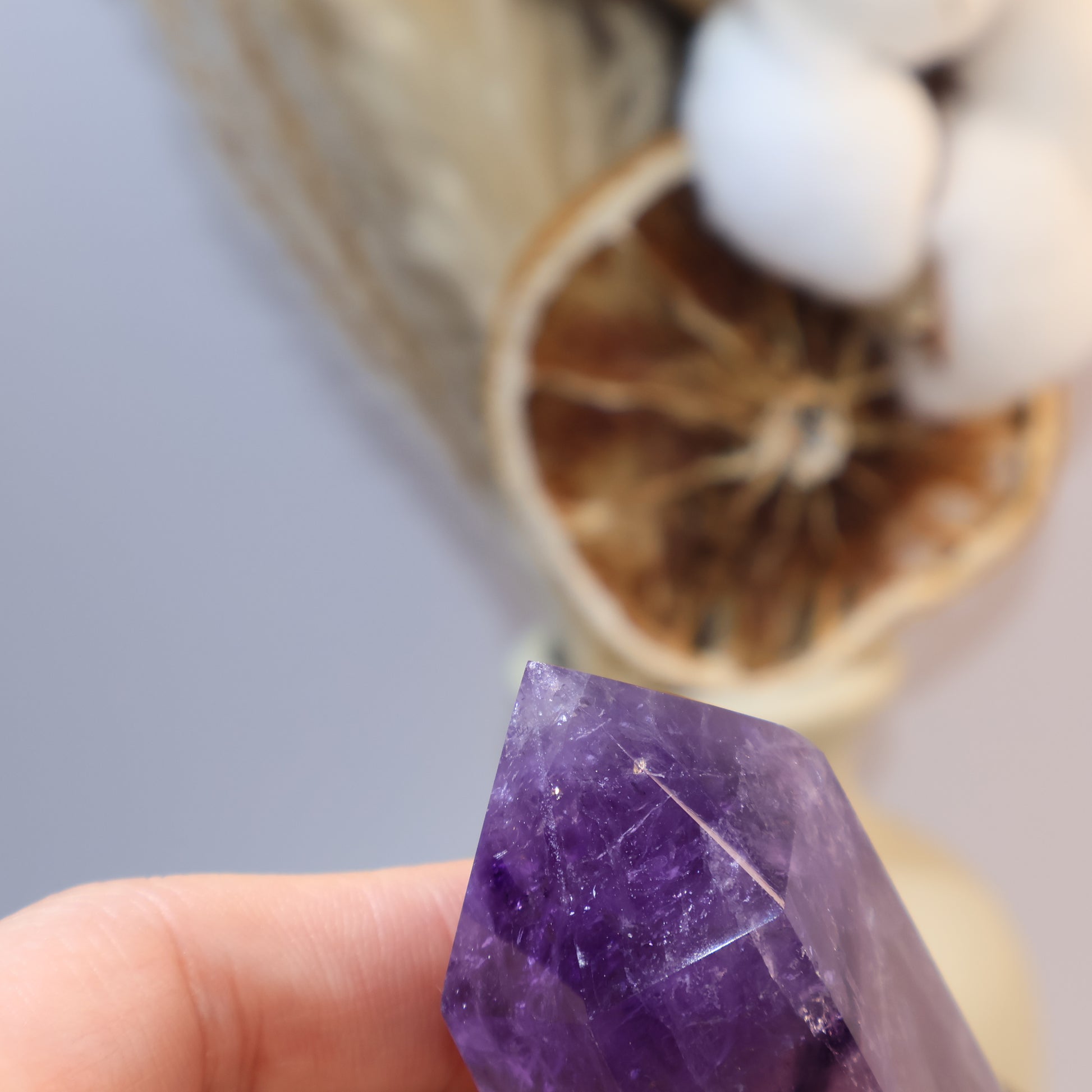 Amethyst Tower 紫晶能量水晶 – 74g（Brazil 巴西） Crystal for Peace and Clarity
