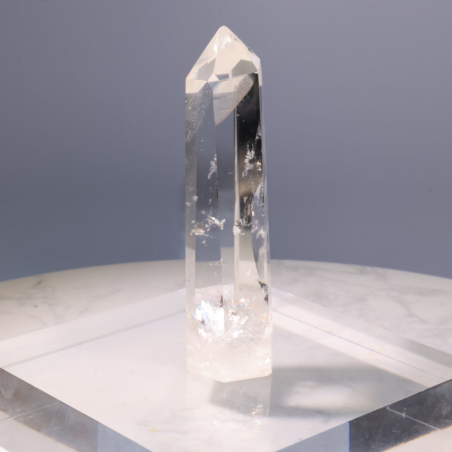 Clear Quartz Tower – upright display showing clarity and shine.