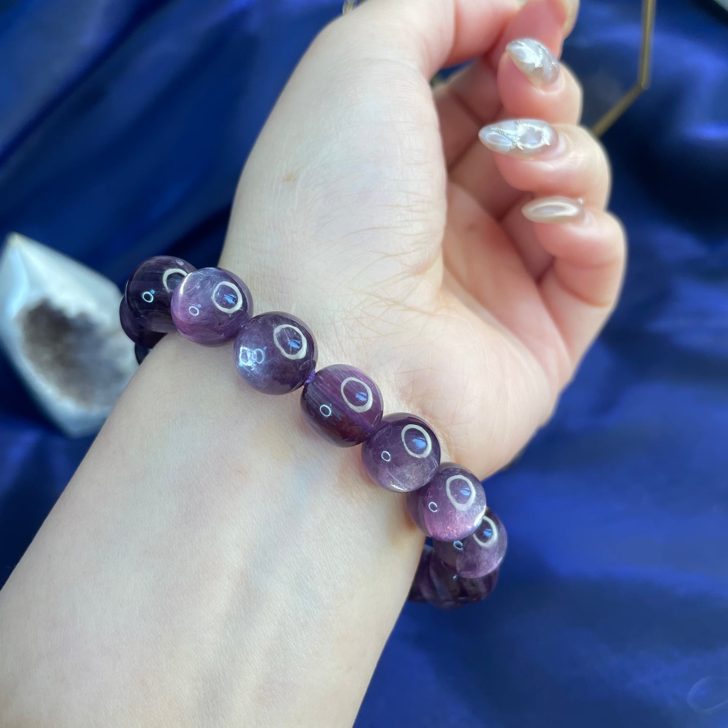 Natural Lepidolite Bracelet – 11mm Calming Purple Mica Crystal for Emotional Balance