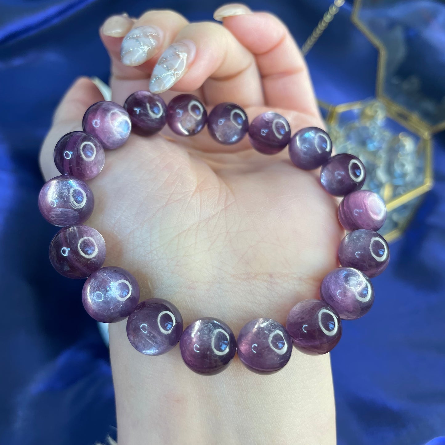 Natural Lepidolite Bracelet – 11mm Calming Purple Mica Crystal for Emotional Balance
