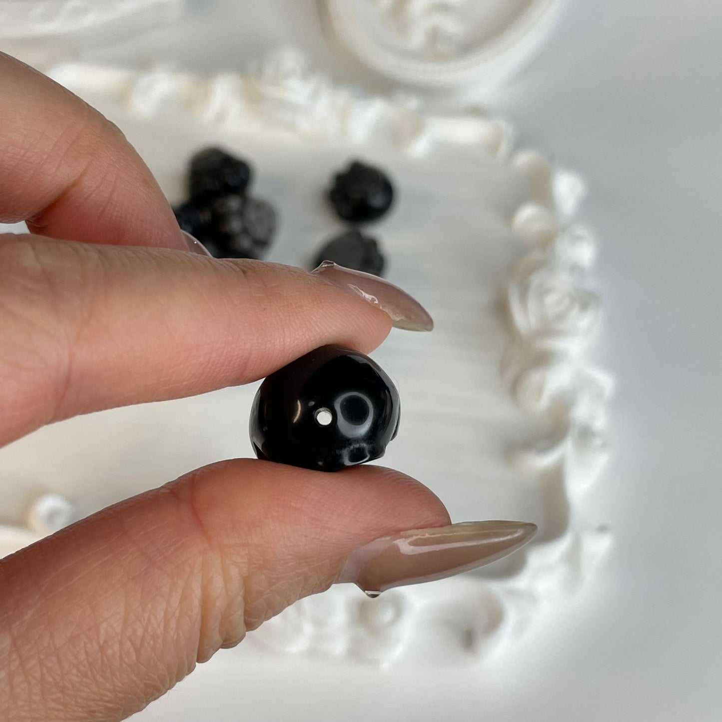 Set of 10 – Silver Obsidian Lucky Cat Paw Beads (13×18mm) | DIY Crystal Charm Accessories