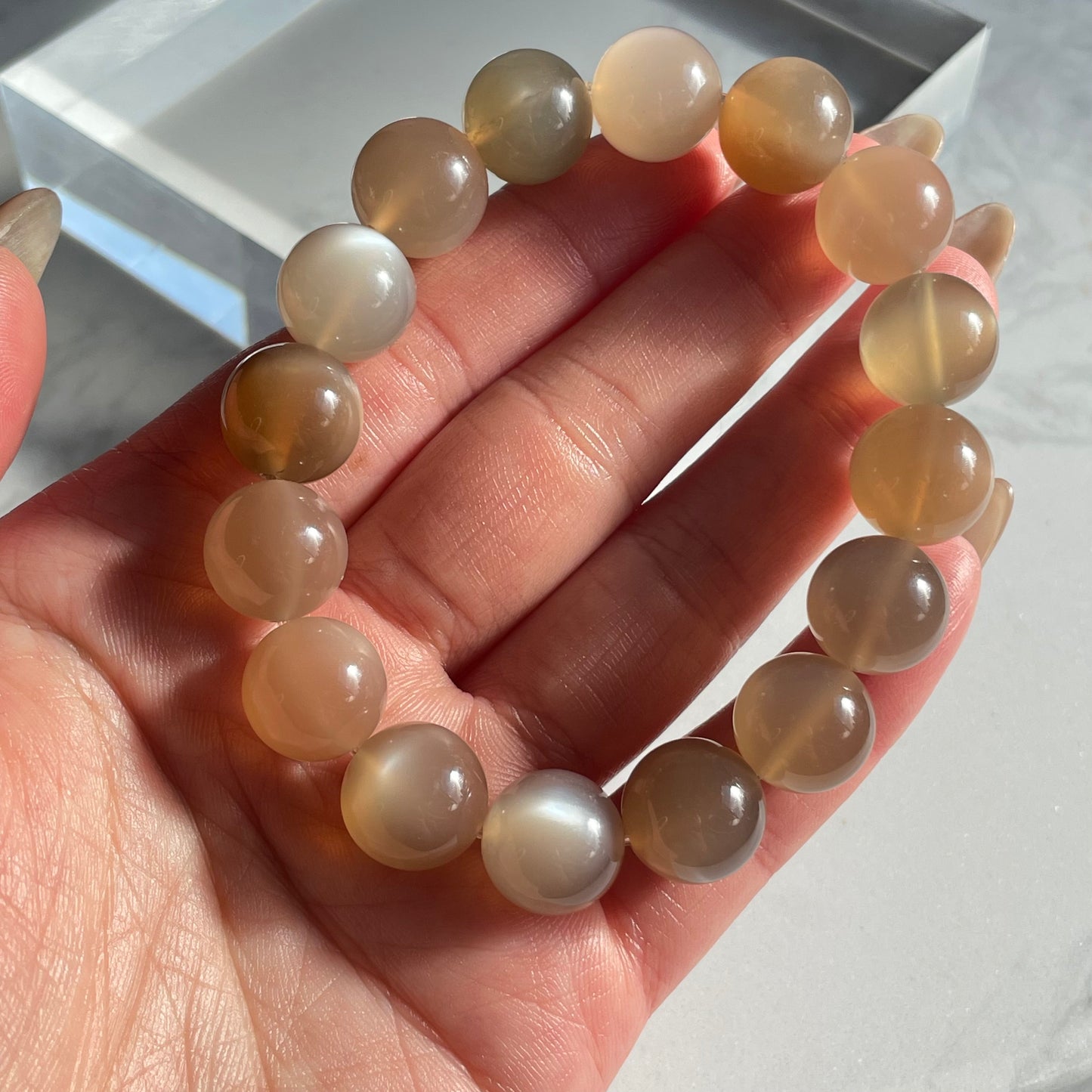 Milk Tea Moonstone Bracelet 🌙13mm