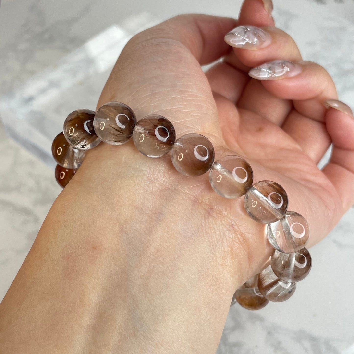 Red Rutilated Quartz Bracelet – 11mm
紅兔毛髮晶手串｜11mm｜穩定氣場・激發行動力