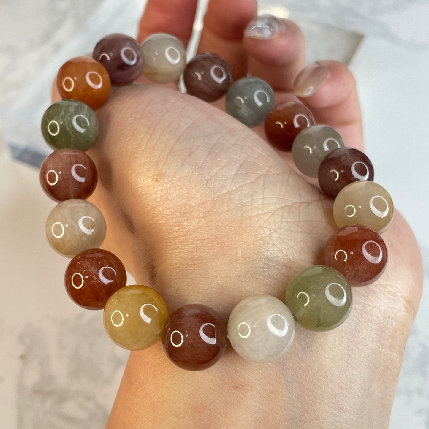 Rainbow Rutile Quartz Bracelet – 11mm Beads | Natural Rabbit Hair Crystal
彩兔毛水晶手串 – 11mm