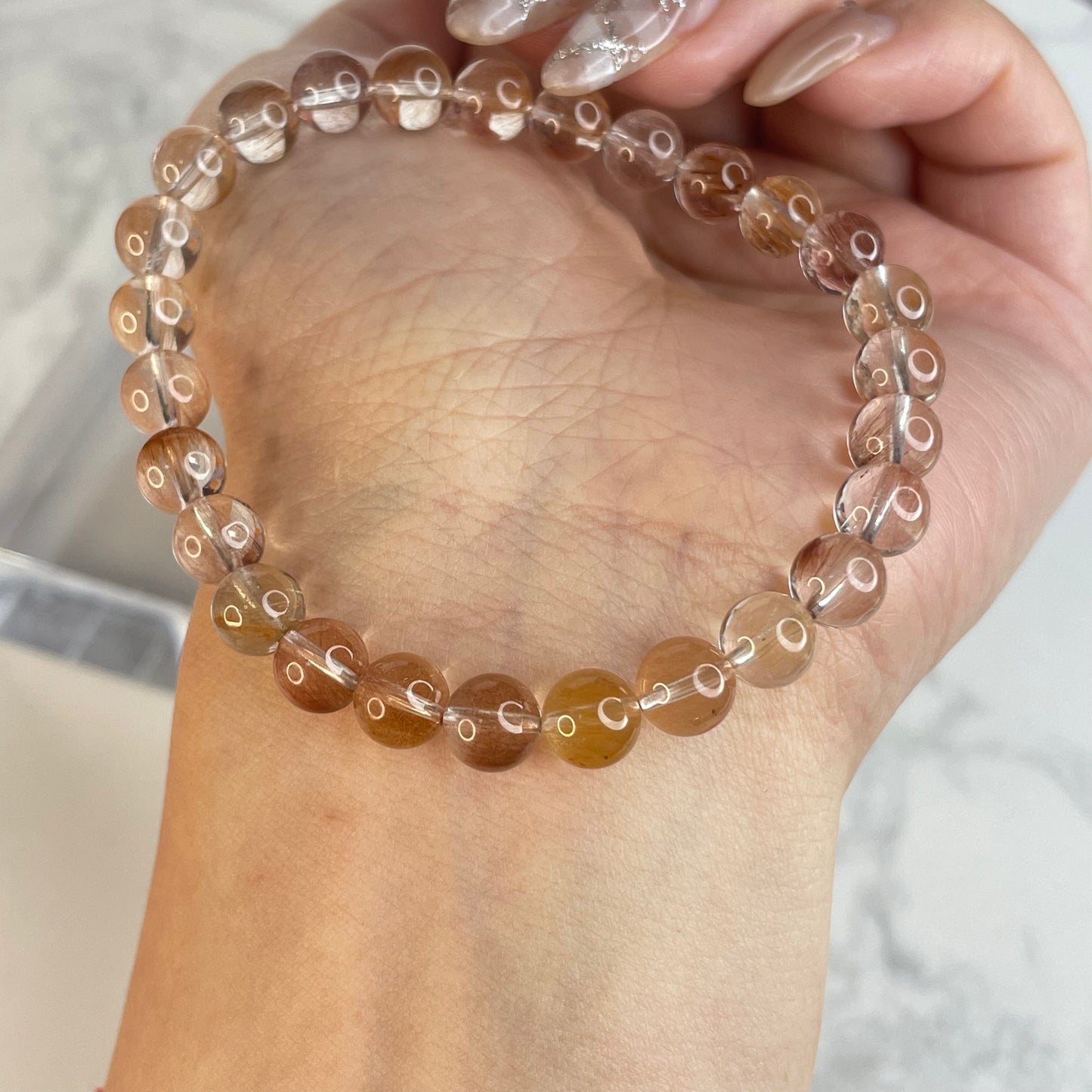 Rainbow Rutile Quartz Bracelet – 6mm | 彩兔毛水晶手串・清冷漸變感