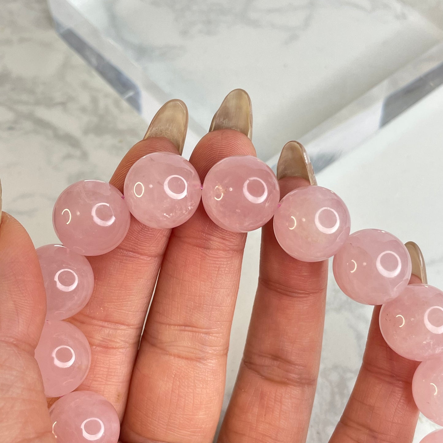 Rose Quartz 粉晶手串 – 14mm（原產地：馬達加斯加）
