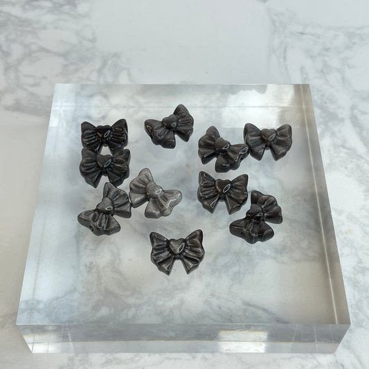 Silver Sheen Obsidian Bow Beads 銀曜石蝴蝶結 – 10pcs Set（14×17mm）