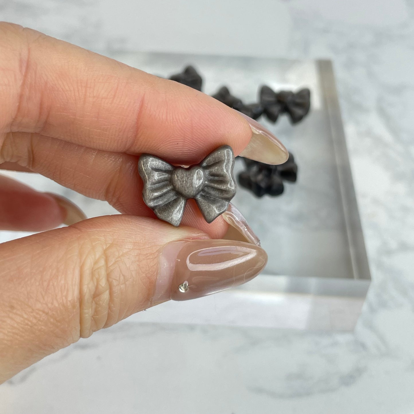 Silver Sheen Obsidian Bow Beads 銀曜石蝴蝶結 – 10pcs Set（14×17mm）