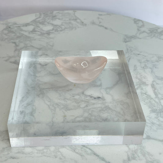Rose Quartz Ingot 粉晶元寶擺件 – 23×25×43mm