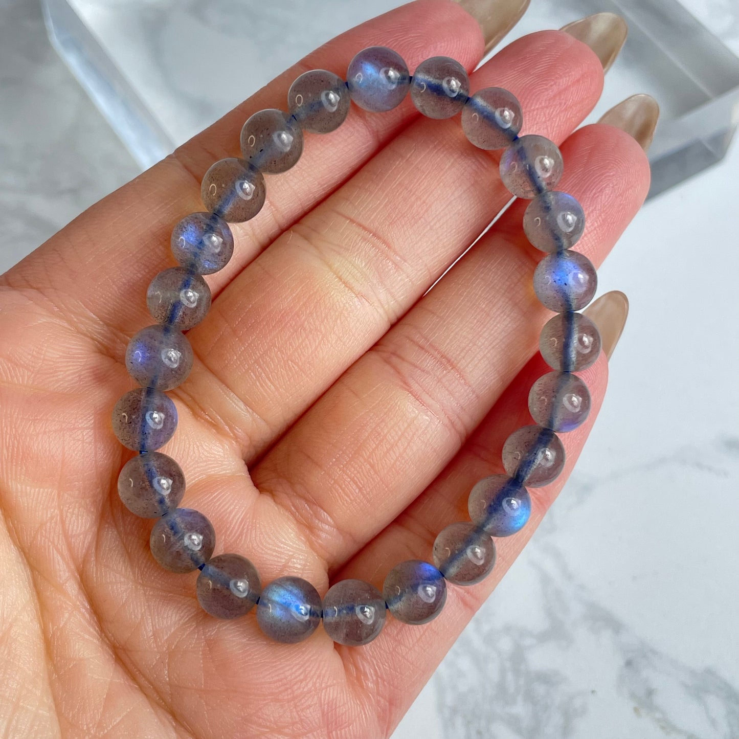 Moon Veil Glow” Natural Labradorite Bracelet 月影流光」天然拉長石手串 – 7mm（Madagascar 馬達加斯加）