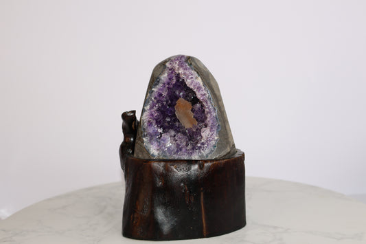 Amethyst Geode with Calcite 共生方解石紫晶鎮連底座 – 12.7cm 高（Brazil 巴西）